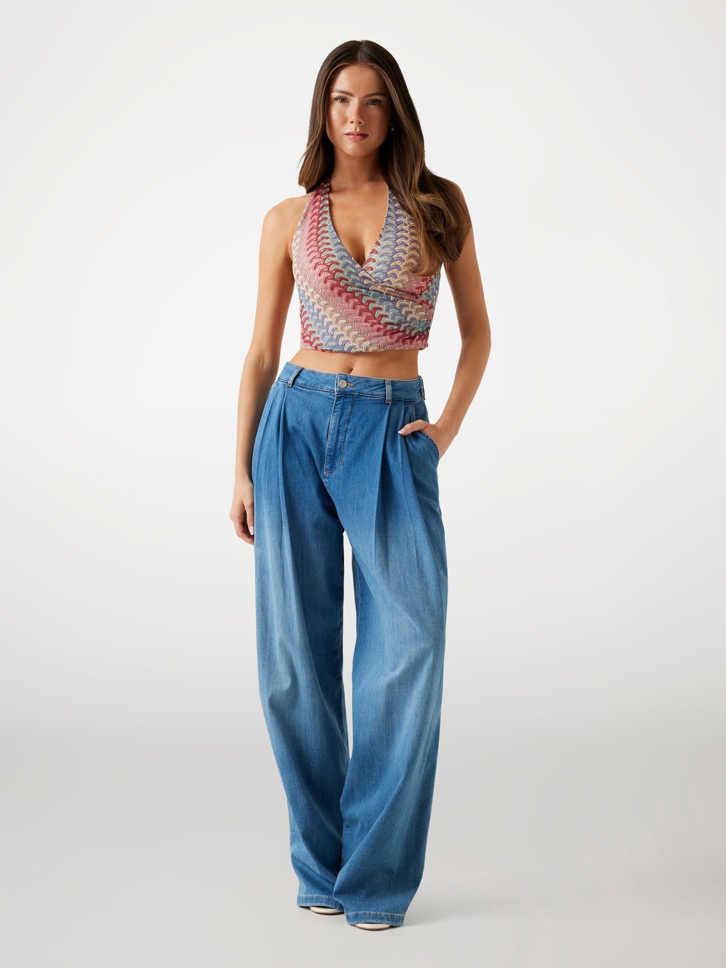 SL FEARNE HALTER TOP