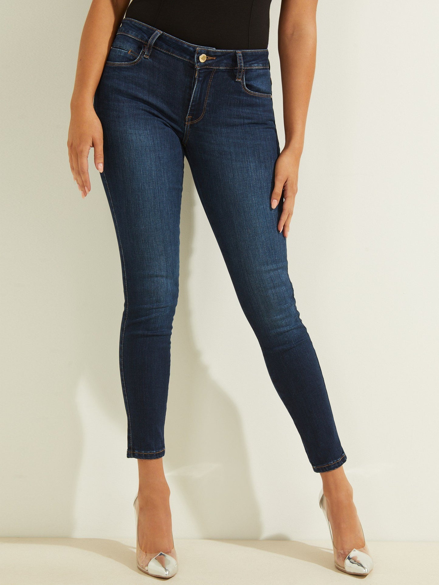 SEXY CURVE