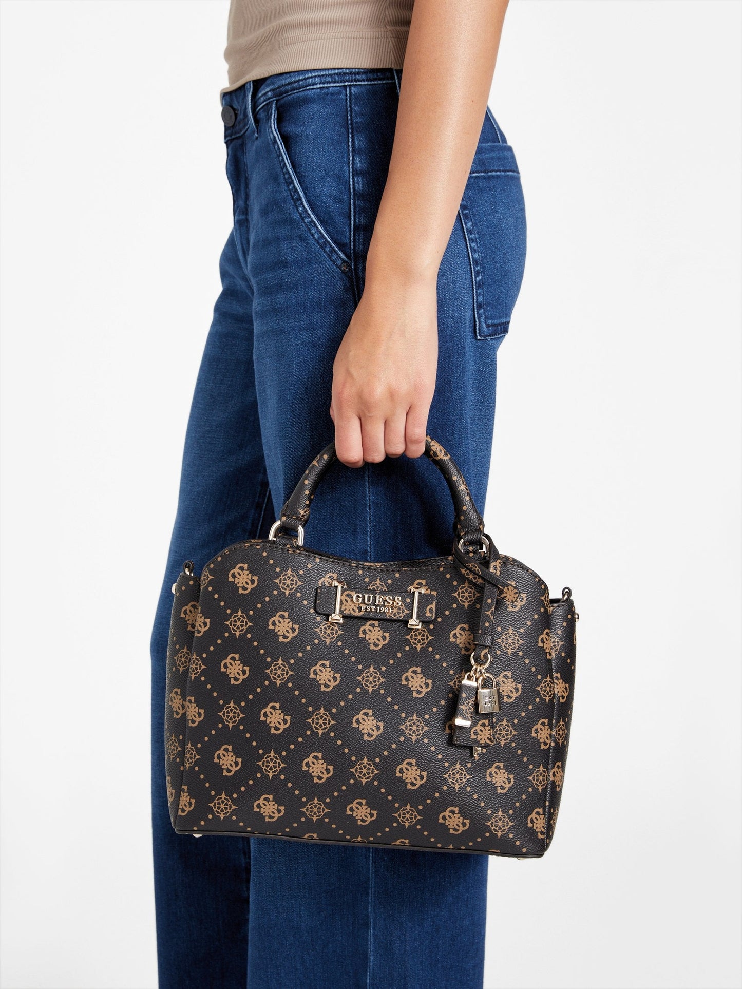 SILIA GIRLFRIEND SAT