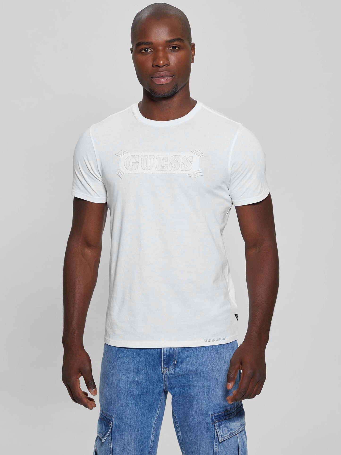 SS BSC GUESS APPLIQUE TEE