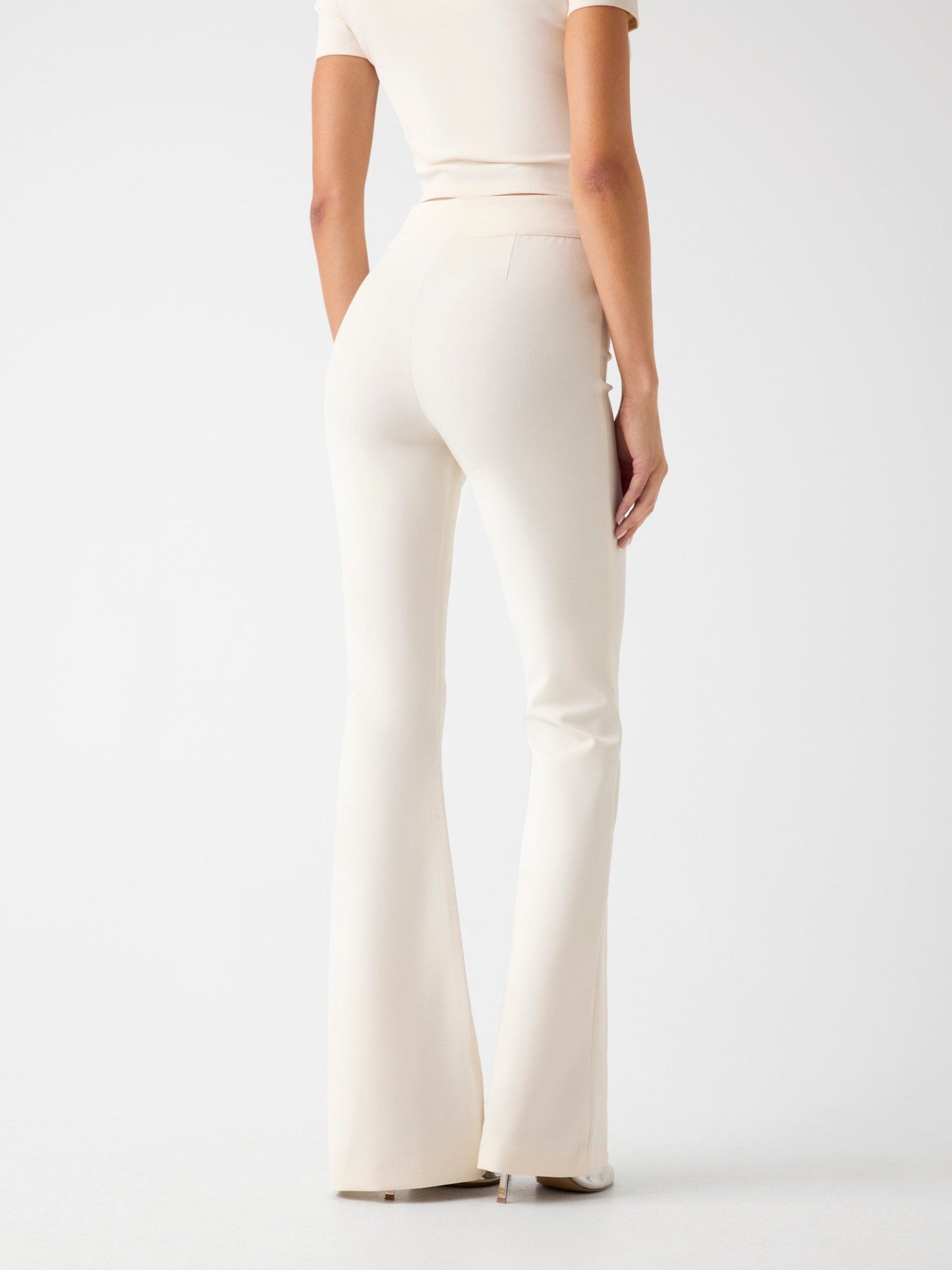 NEW FLARED EVELINA P