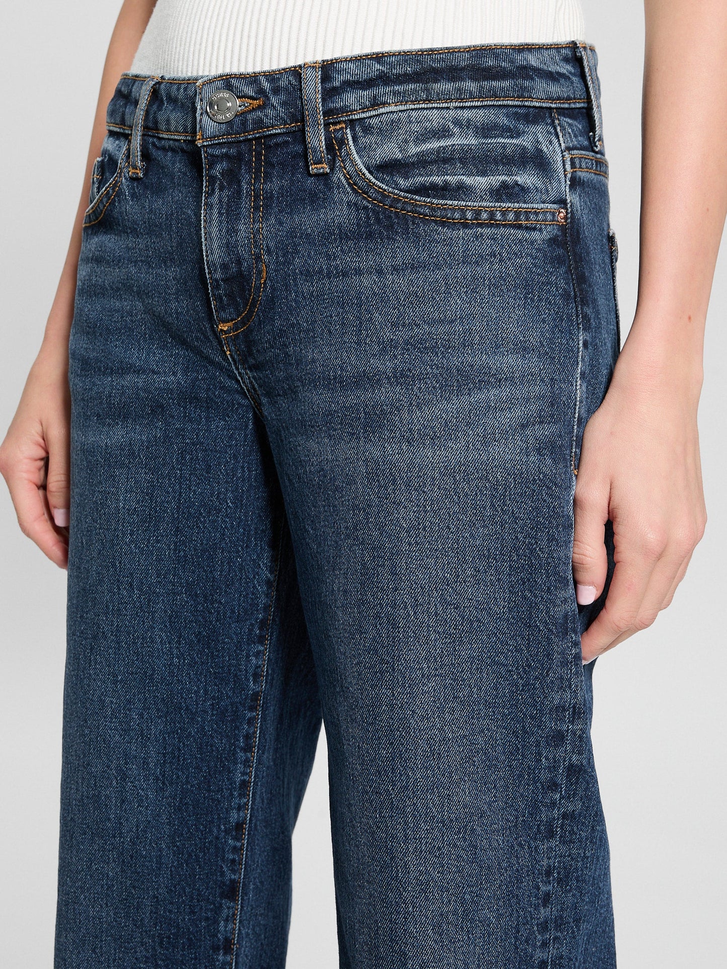 LOW RISE SLOUCHY