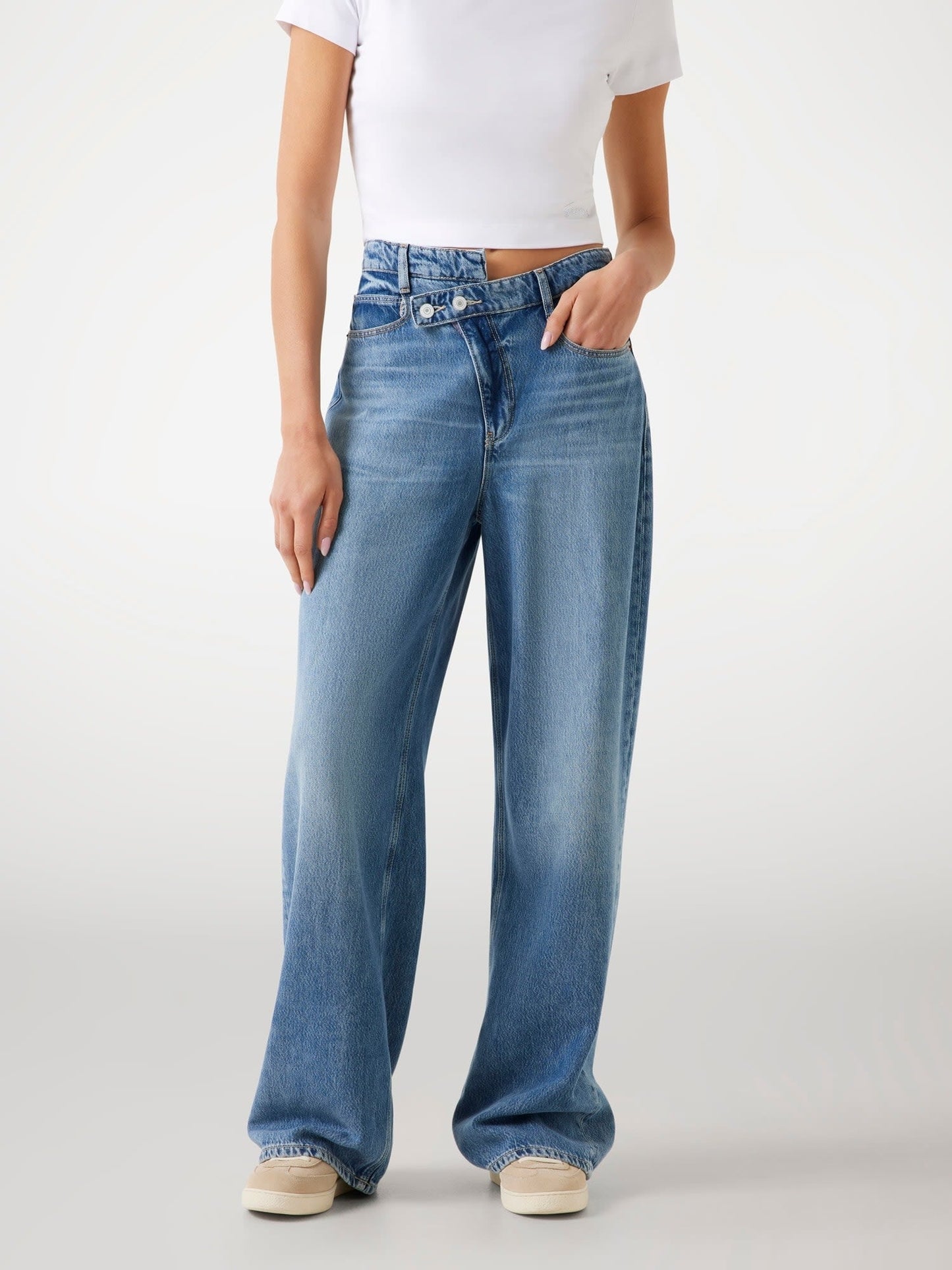 GINA WIDE LEG