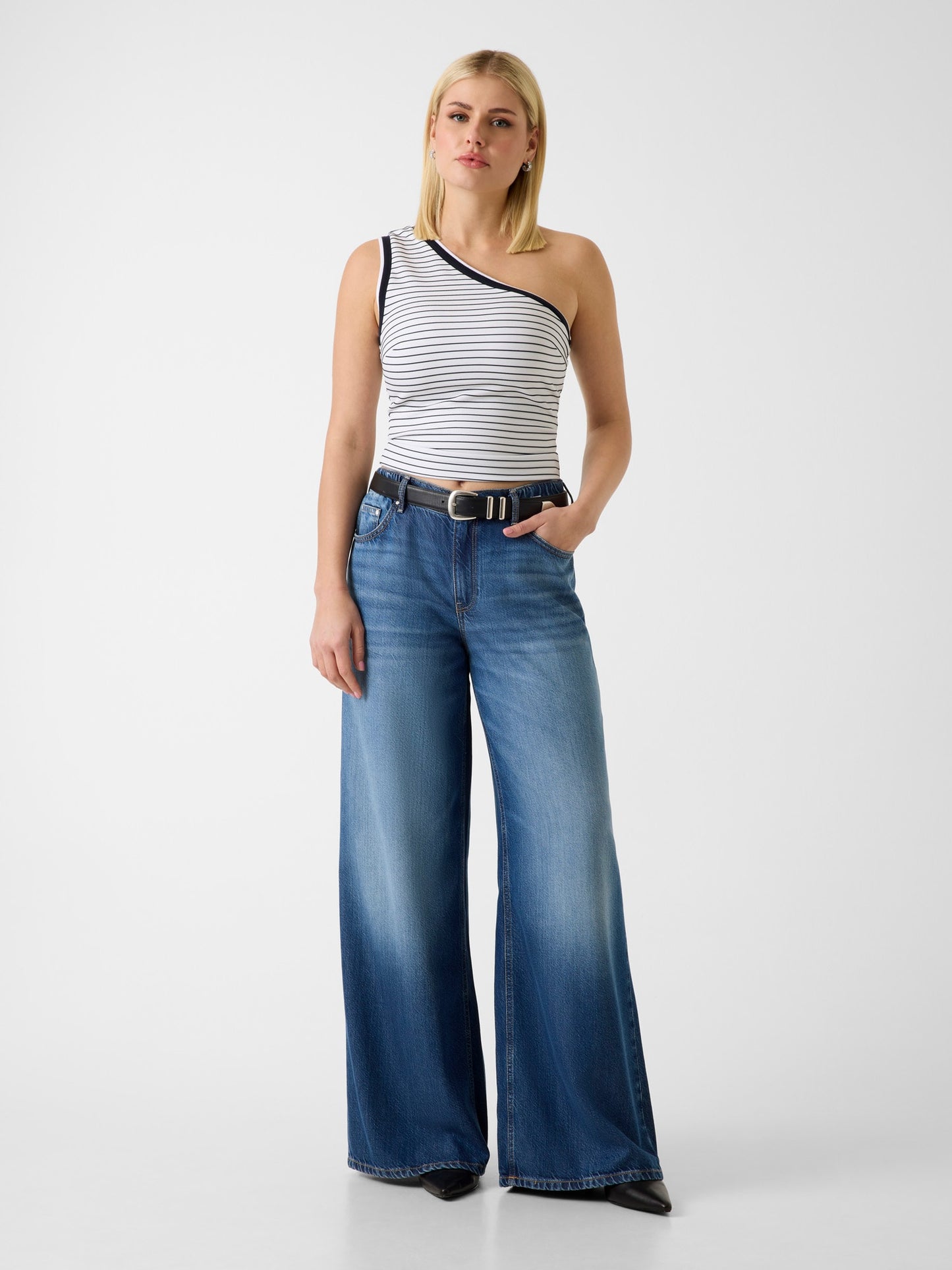 SL MONOSHOULDER ALPH