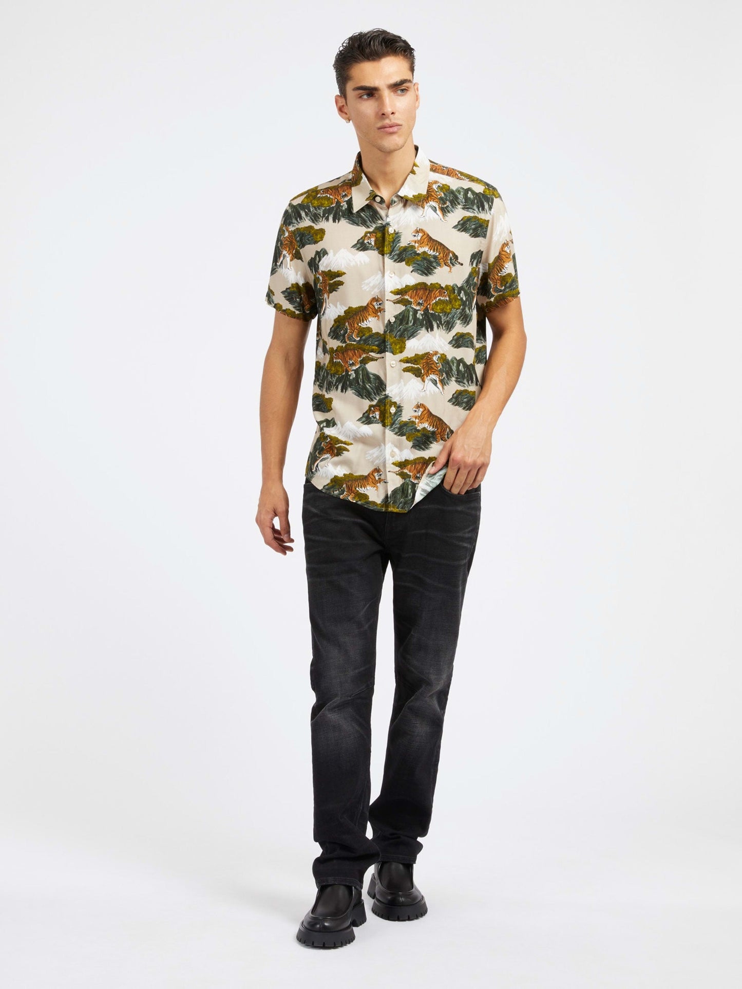 SS ECO RAYON MTN TIGER SHIRT